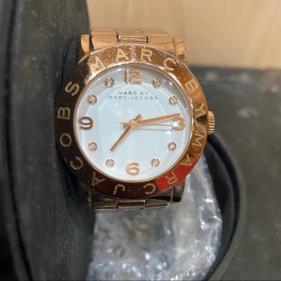 Marc by Marc Jacobs Mini Amy Rose Gold-Tone Quartz - Picture 4 of 12